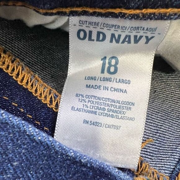 Old Navy Women's Mid-Rise Boyfriend Ankle Jeans Blue Denim Medium Wash Size 18 - Picture 6 of 7